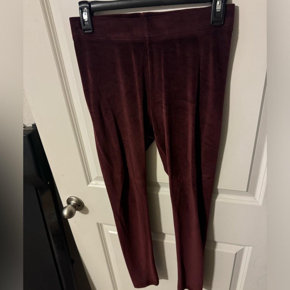 Old Navy brand burgundy velvet stretchy leggings, super soft and warm, size S